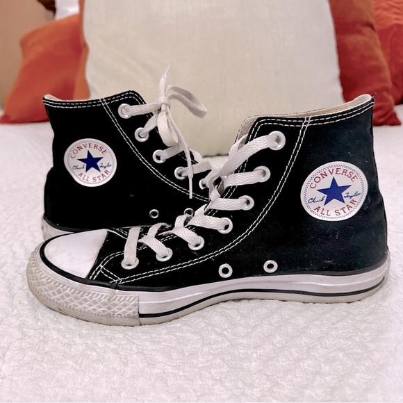 Converse Shoes - Converse All Star unisex canvas . high top Chuck Taylor